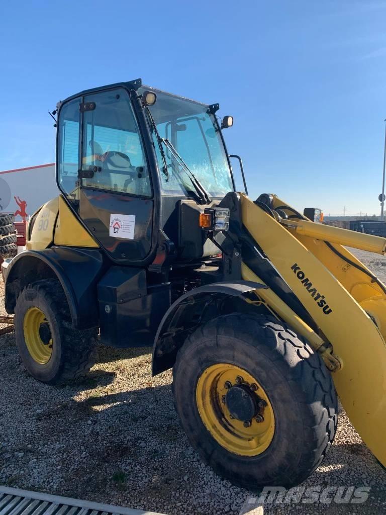 Komatsu WA 90-6 Gumikerekes homlokrakodók