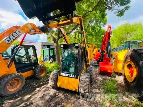 CAT 246B Mini homlokrakodók