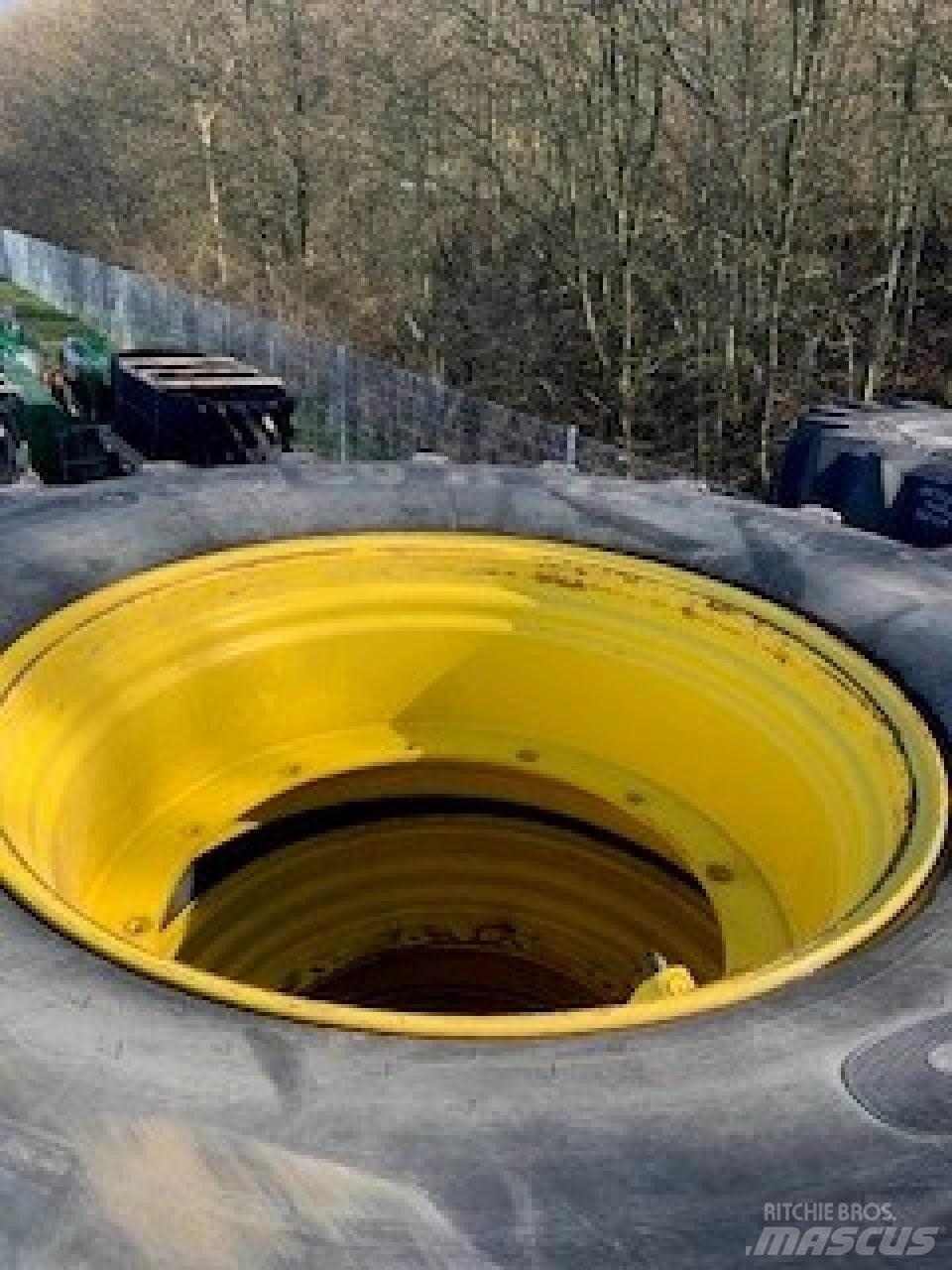 Mitas 680/80R42 Gumiabroncsok, kerekek és felnik