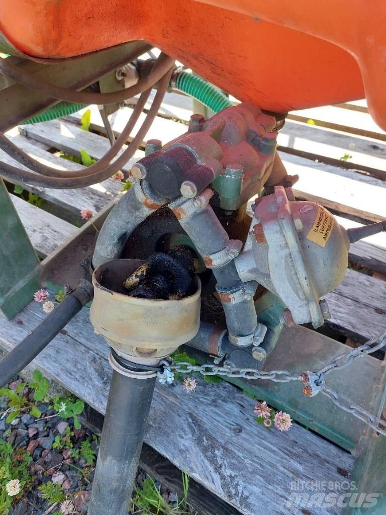 Eho 900l/12m Rögzített trágyaszórók