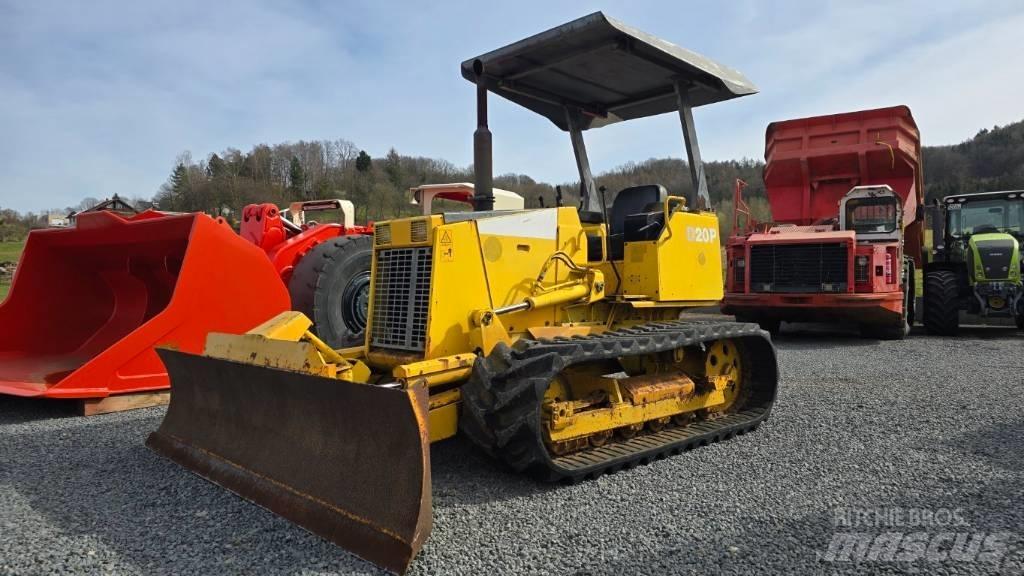 Komatsu D20P-7 lánctalpas dózerek
