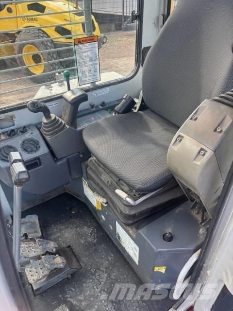 Takeuchi TB 153 FR Mini kotrók < 7t