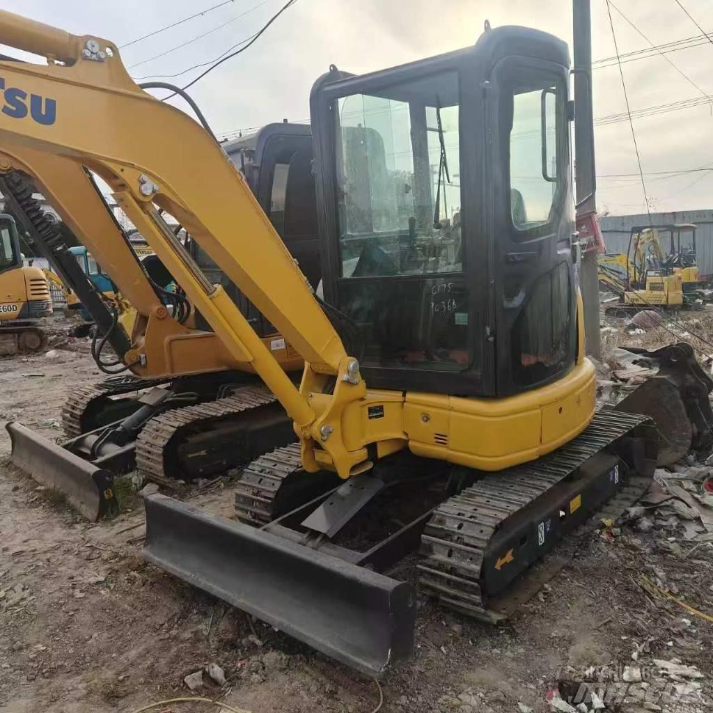 Komatsu PC35 Mini kotrók < 7t