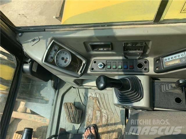Hyundai R80-7 Lánctalpas kotrók