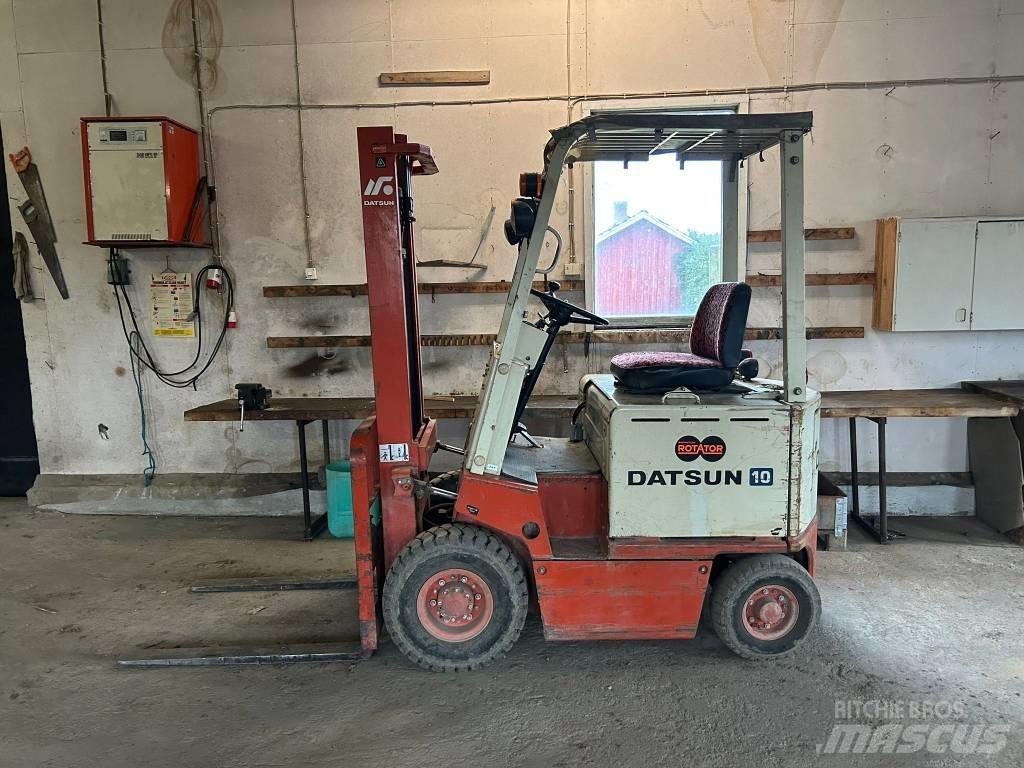 Datsun 10 Elektromos targoncák