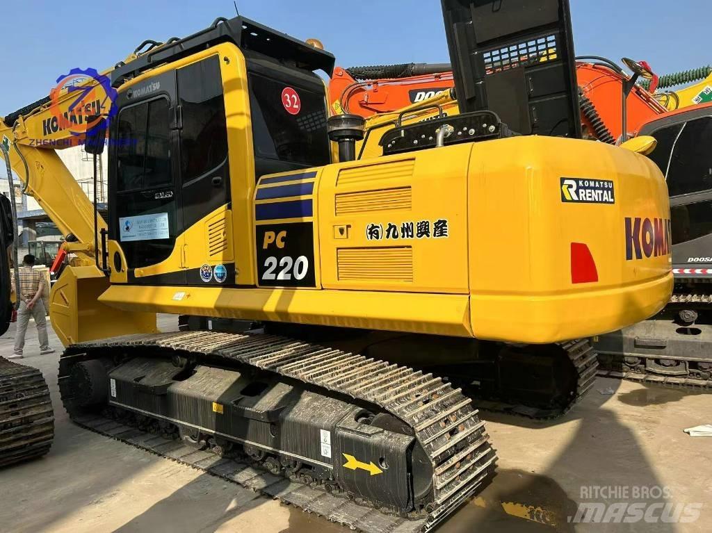 Komatsu PC 220-8/ Lánctalpas kotrók