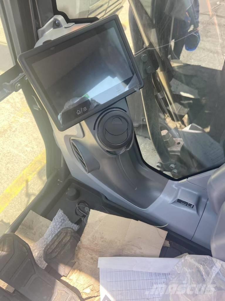 Develon DX 450 Lánctalpas kotrók