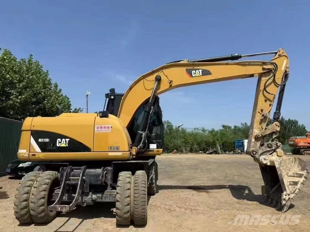 CAT M 315 D Gumikerekes kotrók