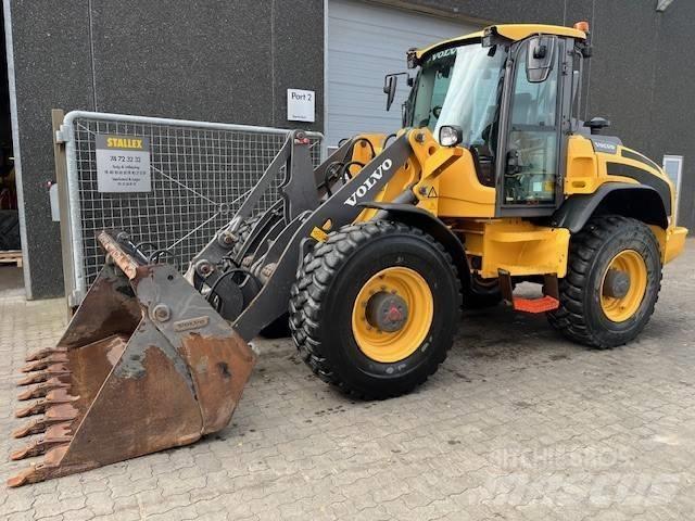 Volvo L45H Gumikerekes homlokrakodók