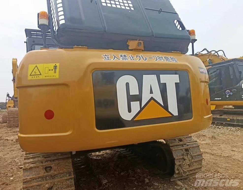 CAT 320 D2L Lánctalpas kotrók