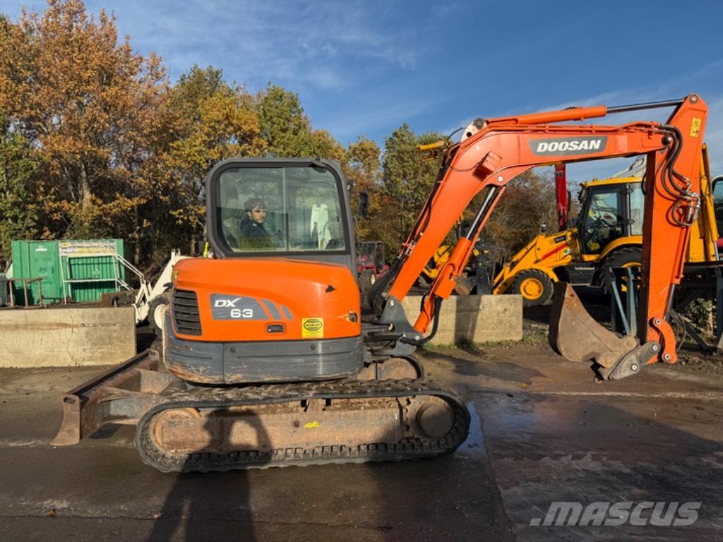 Doosan DX 63-3 Mini kotrók < 7t