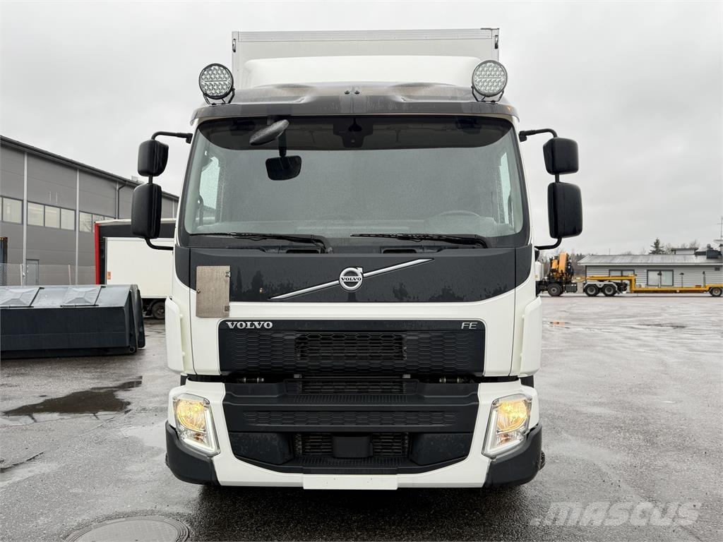 Volvo FE320 4X2 Dobozos teherautók