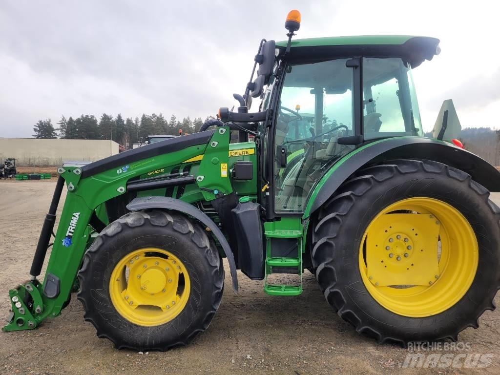 John Deere 5100R Traktorok