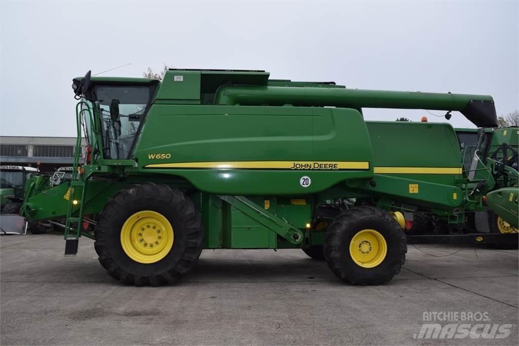 John Deere W 650 Kombájnok
