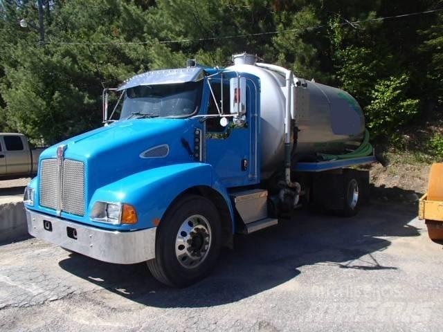 Kenworth T 300 Vákuum teherautok