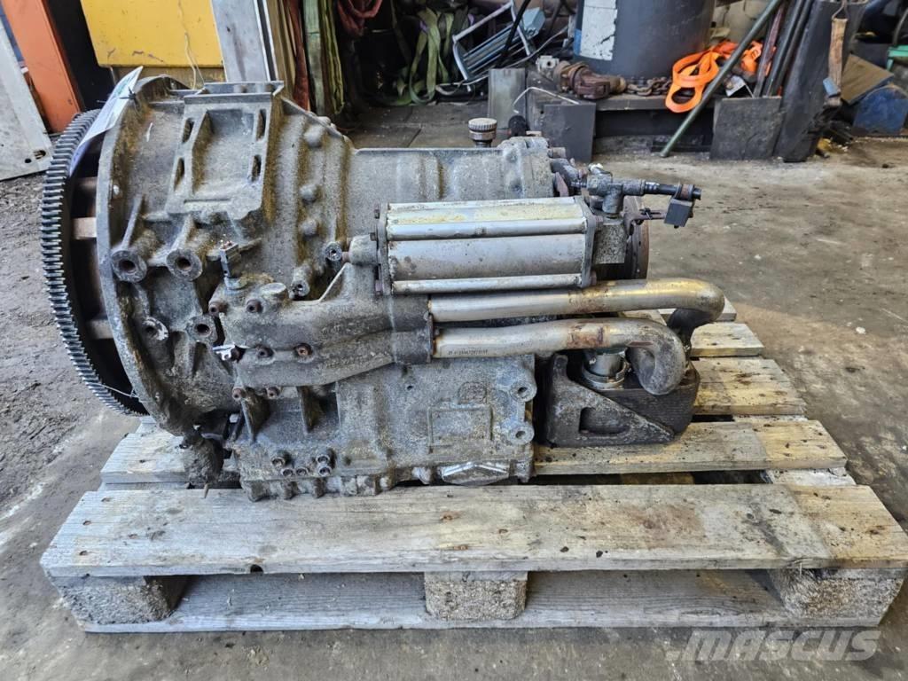  Ecomat ZF 4.HP-500 Hajtóművek