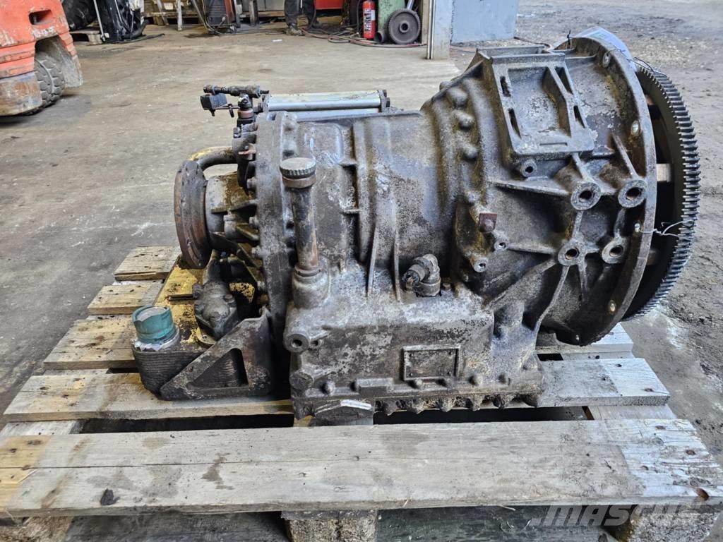  Ecomat ZF 4.HP-500 Hajtóművek