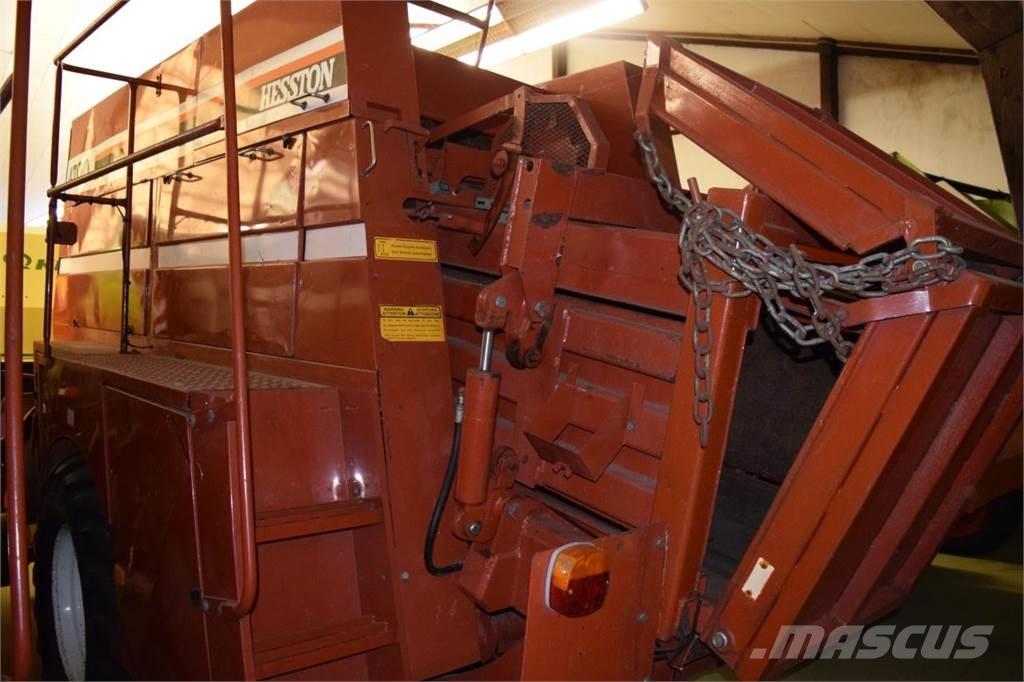 Fiat Hesston 4700 Szögletes bálázók