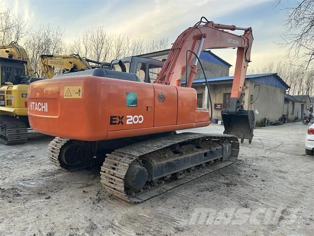 Hitachi EX200 Lánctalpas kotrók