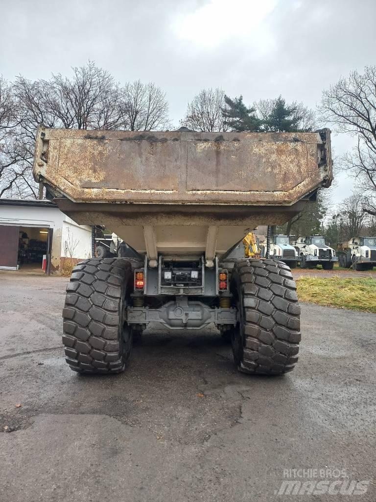 Terex TA 300 Csuklósdömperek