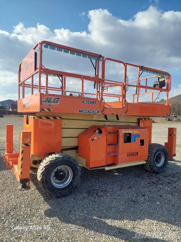 JLG 4394 RT Ollós emelők
