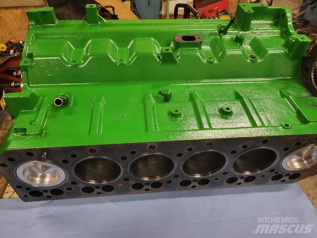 John Deere 6068 Traktorok