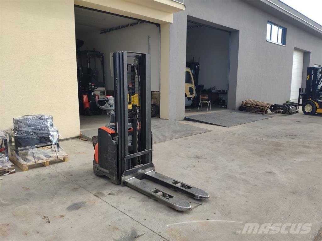 BT SWE120 Elektromos gyalogkíséretű targoncák