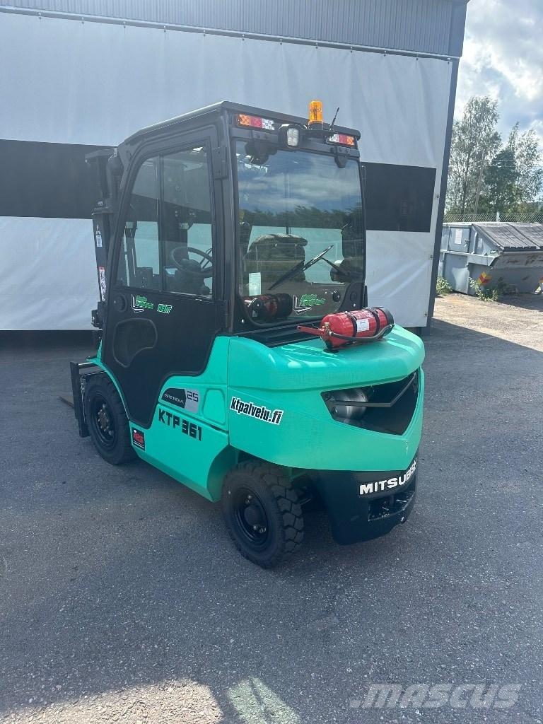 Mitsubishi FD 25 N Dízel targoncák