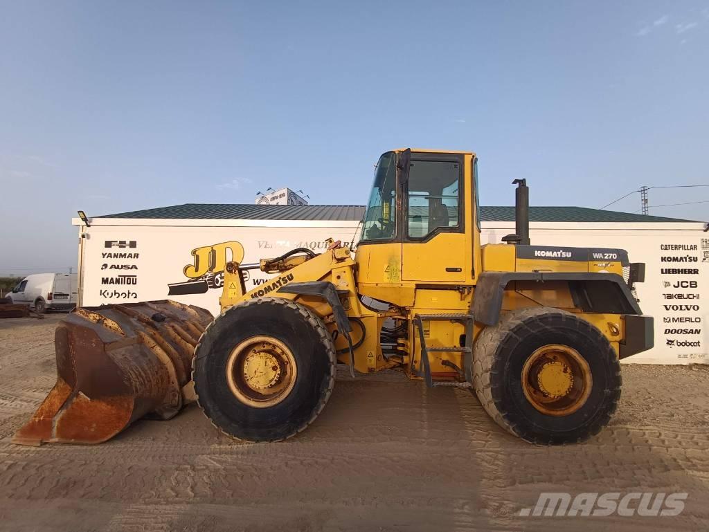 Komatsu WA 270 Gumikerekes homlokrakodók