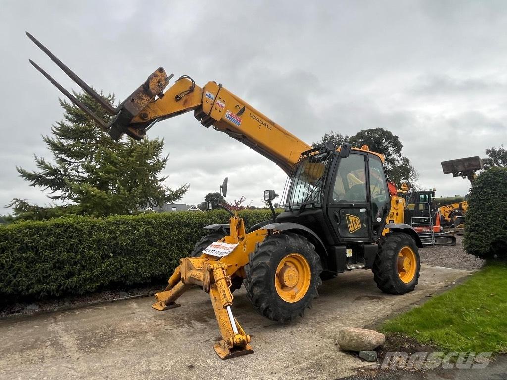 JCB 535-140 Teleszkópos rakodók