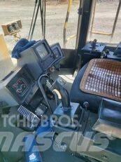 CAT 988 H Gumikerekes homlokrakodók