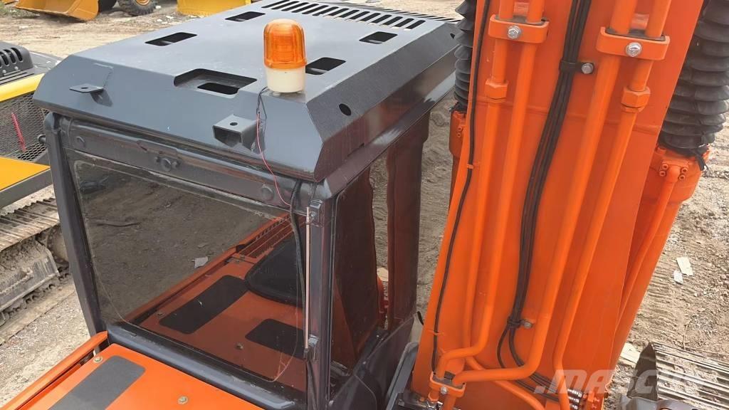 Hitachi ZX 70 Mini kotrók < 7t