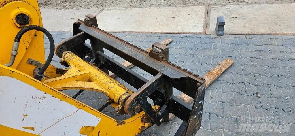 JCB ZX 409 Gumikerekes homlokrakodók