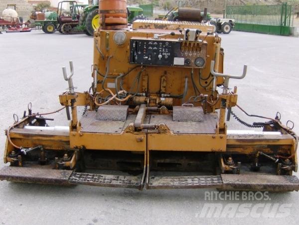 Case F25V Aszfalt terítõ gépek