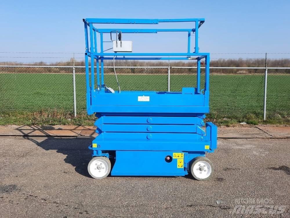 SkyJack SJ 3219 Ollós emelők