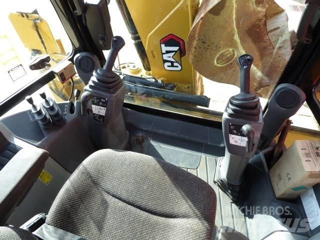 CAT 432 F Kotrórakodók
