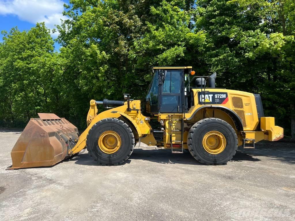 CAT 972 M Gumikerekes homlokrakodók