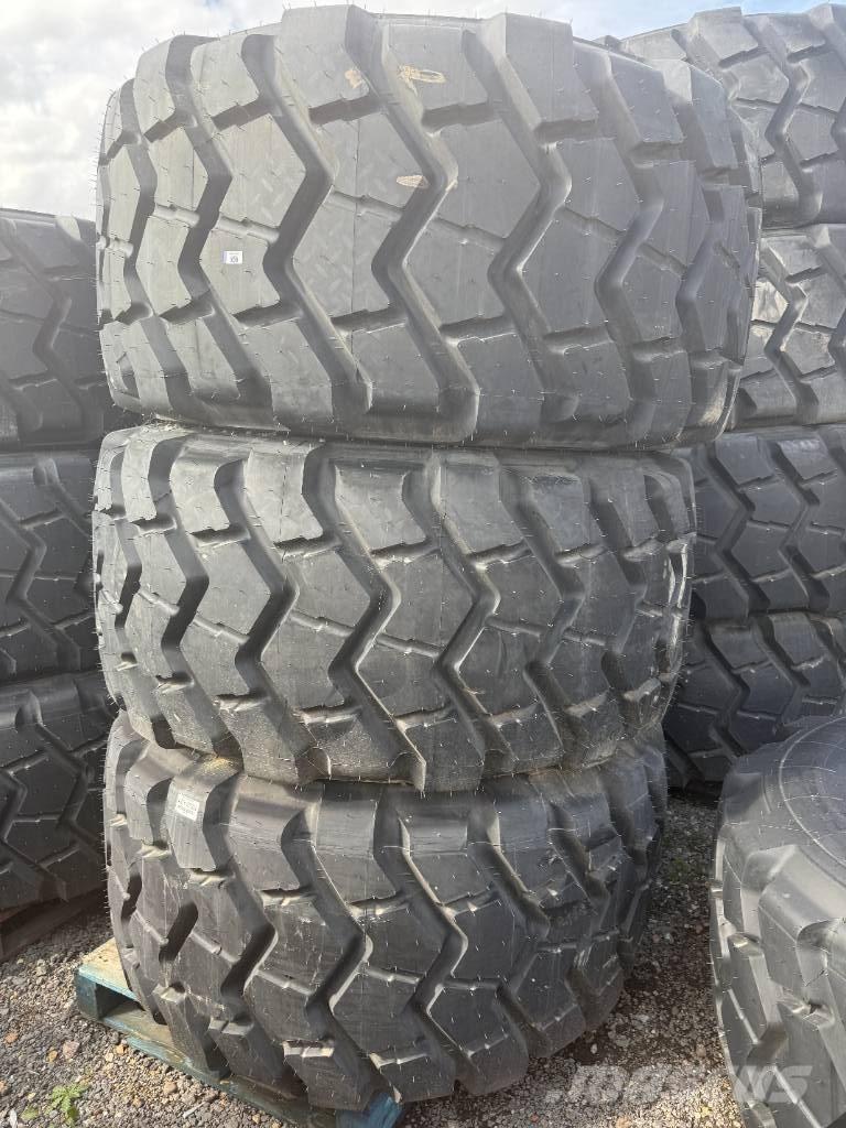 Trelleborg 750/65R25 Gumiabroncsok, kerekek és felnik