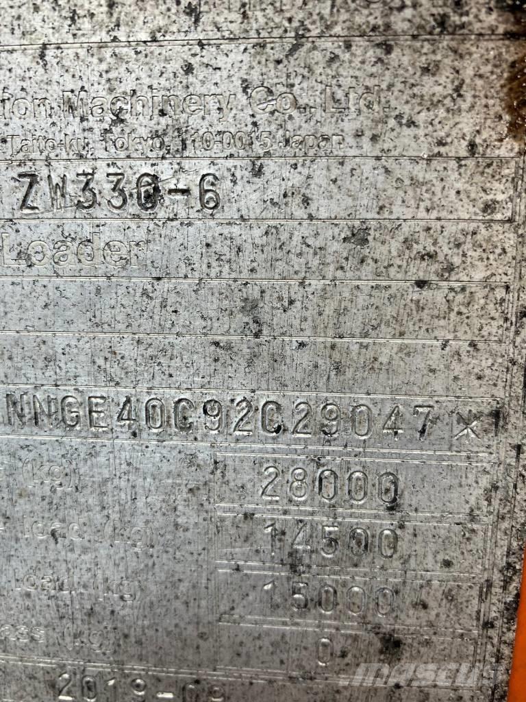Hitachi ZW330-6 Gumikerekes homlokrakodók