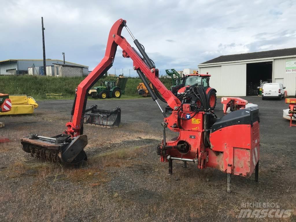 Kuhn EP 5050 SP Vontatott pázsitnyírók