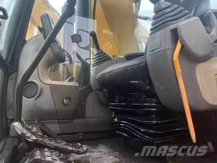 CAT 325 D Lánctalpas kotrók