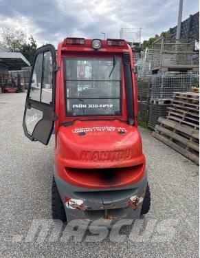 Manitou MI 30 D Dízel targoncák