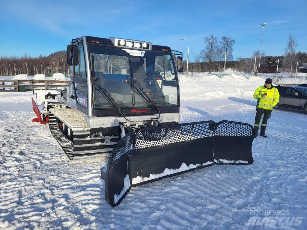 Prinoth Husky Sípálya kezelő gépek