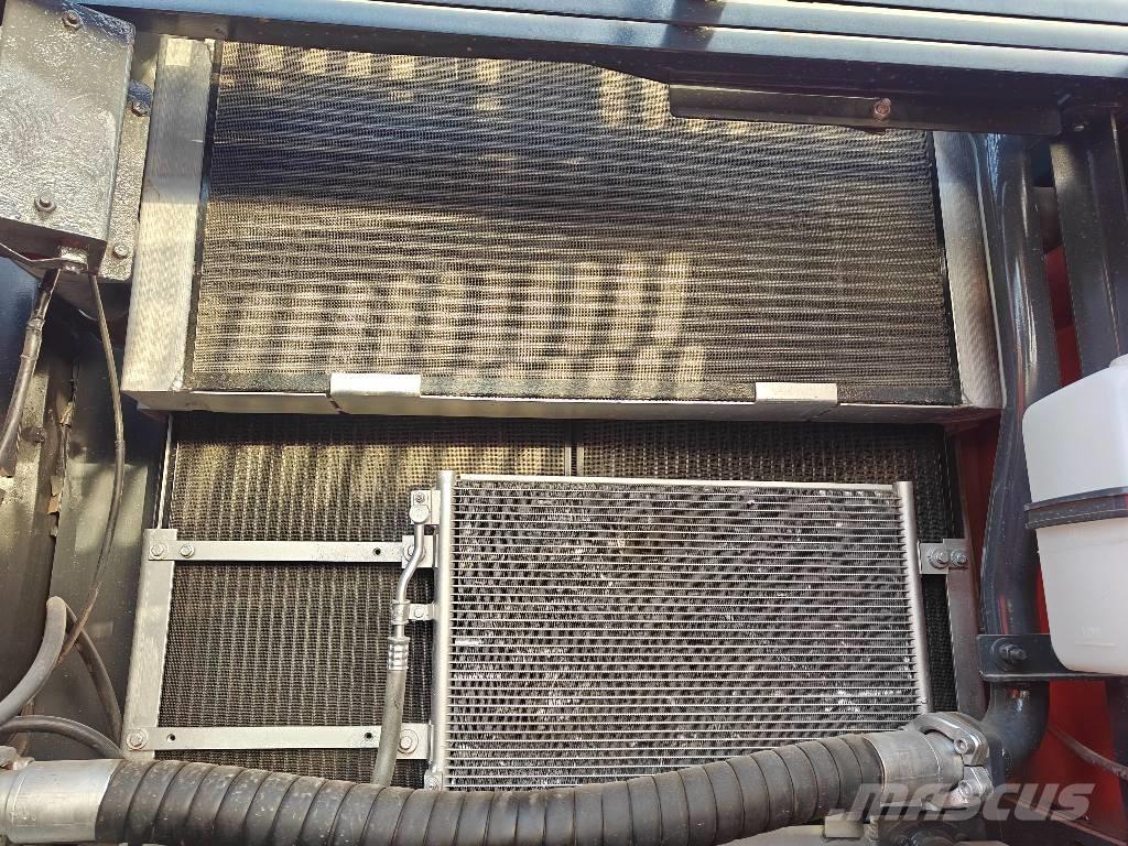 Doosan DX 345LC-9C Lánctalpas kotrók