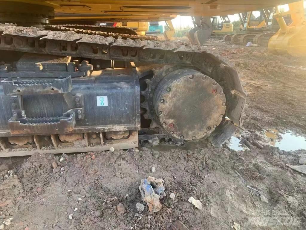 Komatsu pc450 Lánctalpas kotrók