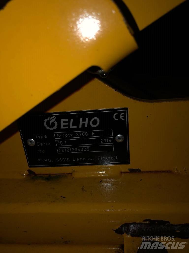 Elho 3700 F Öntöző Kaszák