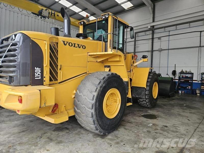 Volvo L 150 F Gumikerekes homlokrakodók