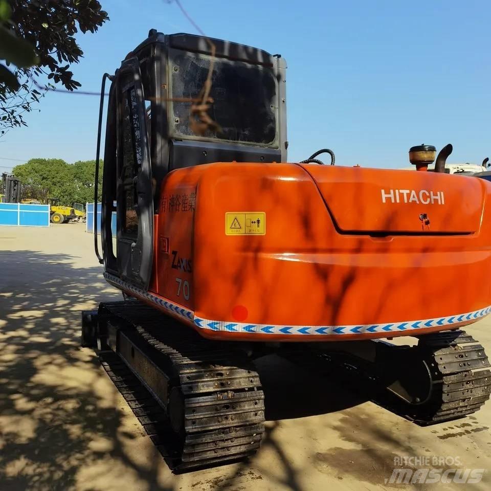 Hitachi ZX70 Lánctalpas kotrók