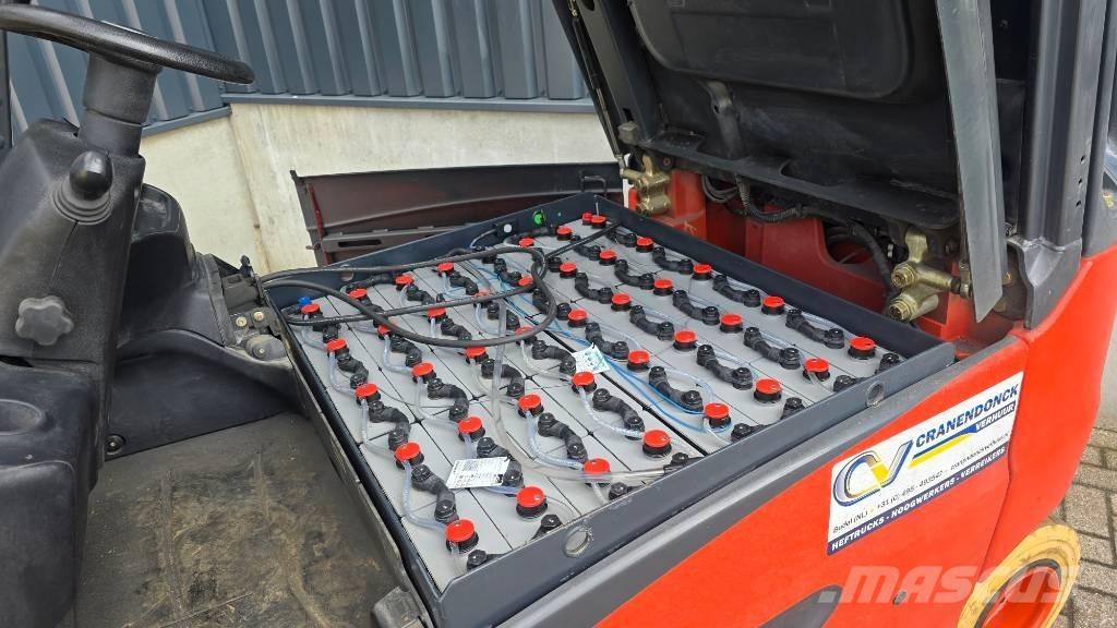 Linde E35 Elektromos targoncák