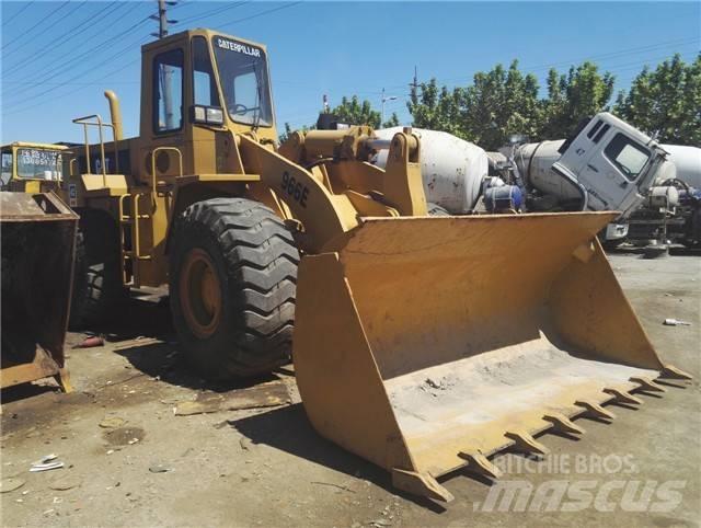 CAT 966 E Gumikerekes homlokrakodók